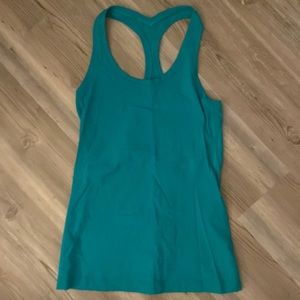 Lululemon women’s racerback